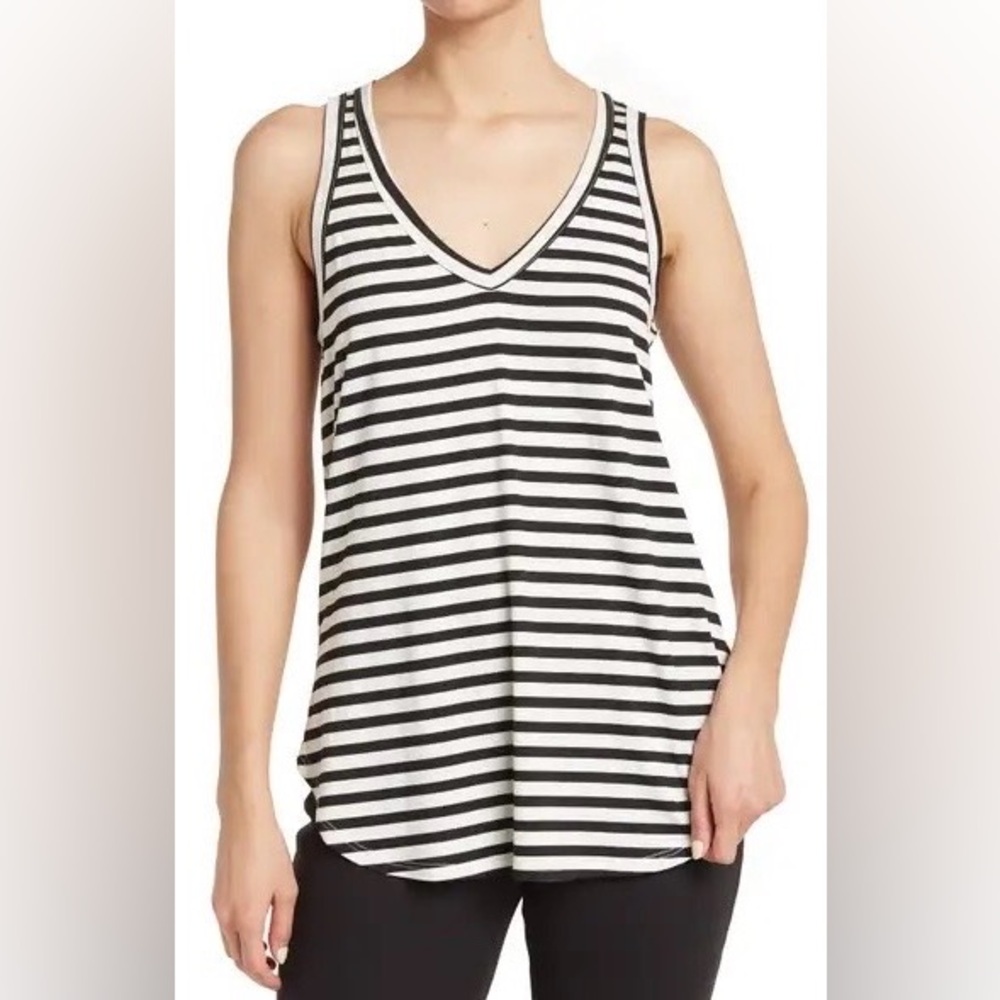 NWOT Renee C Striped Sleeveless Tunic Top, Size L